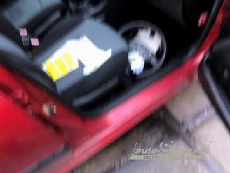 Peugeot 206 206 (2A/C/H/J/S), Hatchback, 1998 / 2012 1.4 XR,XS,XT,Gentry picture 11