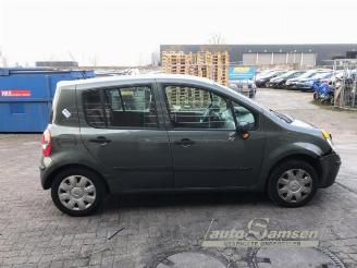 Renault Modus Modus/Grand Modus (JP), MPV, 2004 / 2012 1.6 16V picture 2