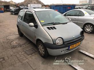 Vrakbiler auto Renault Twingo Twingo (C06), Hatchback 3-drs, 1993 / 2007 1.2 16V 2002/4
