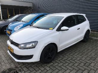 krockskadad bil auto Volkswagen Polo  2010/6