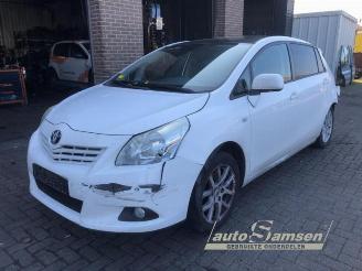 Toyota Verso Verso, MPV, 2009 / 2018 1.8 16V VVT-i picture 2