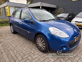 Uttjänta bilar auto Renault Clio Clio III Estate/Grandtour (KR), Combi, 2007 / 2014 1.2 16V TCE 100 2009/11