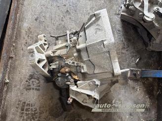 Fiat 500 500/595/695, Hatchback, 2008 1.4 T-Jet 16V picture 13