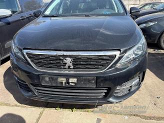 Peugeot 308 308 SW (L4/L9/LC/LJ/LR), Combi 5-drs, 2014 / 2021 1.2 12V e-THP PureTech 110 picture 17