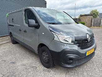 Renault Trafic Trafic (1FL/2FL/3FL/4FL) Van 2014 - 1.6 dCi Twin Turbo Bestel  Diesel 1.598cc 89kW (121pk) FWD 2015-07  R9M413; R9MH4 picture 3