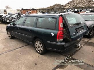 Volvo V-70 V70 (SW), Combi, 1999 / 2008 2.4 20V 140 picture 4