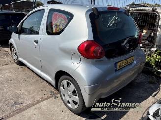 Toyota Aygo Aygo (B10), Hatchback, 2005 / 2014 1.0 12V VVT-i picture 3