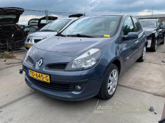 Démontage voiture Renault Clio Clio III (BR/CR), Hatchback, 2005 / 2014 1.2 16V 75 2006/7