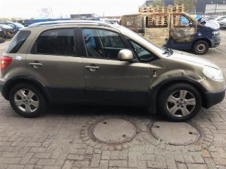 Fiat Sedici Sedici (189), SUV, 2006 / 2014 1.6 16V Emotion 4x4 picture 4