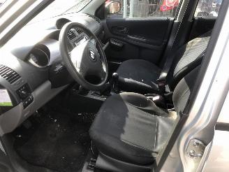 Suzuki Ignis Airco - New Ignis (MH) Hatchback 5-drs 2003 / 2007 - 1.3 16V Hatchback 4Dr Benzine 1.328cc 69kW (94pk) FWD 2003-09/2007-12 (MHX51) M13AVVT picture 5