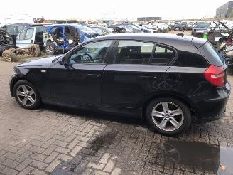 BMW 1-serie 1 serie (E87/87N) Hatchback 5-drs 2003 / 2012 - 116i 1.6 16V Hatchback 4Dr Benzine 1.597cc 90kW (122pk) RWD 2007-09/2011-06 (UE31; UE32) N43B16A picture 5