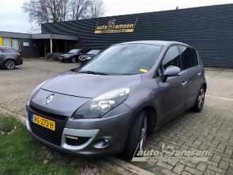 Démontage voiture Renault Scenic Scenic III (JZ), MPV, 2009 / 2016 1.4 16V TCe 130 2009/8