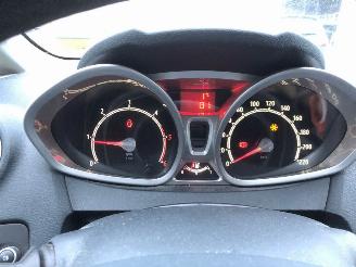 Ford Fiesta 1.6 TDCI - Fiesta 6 (JA8) Hatchback 2008 / 2017 - 1.6 TDCi 16V 95 Hatchback  Diesel 1,560cc 70kW (95pk) FWD 2010-02/2015-12  TZJB picture 8