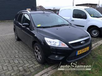 Vrakbiler auto Ford Focus Focus 2 Wagon, Combi, 2004 / 2012 1.6 16V 2010/10