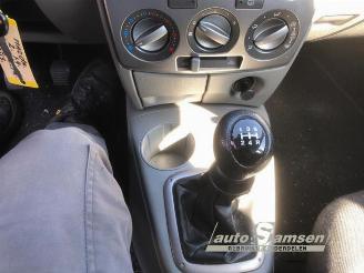 Mazda 2 2 (NB/NC/ND/NE), Hatchback, 2003 / 2007 1.4 16V picture 6