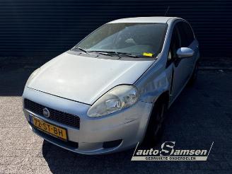 Vrakbiler auto Fiat Grande Punto Grande Punto (199), Hatchback, 2005 1.2 2006/4