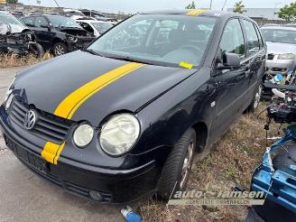 Coche siniestrado Volkswagen Polo Polo IV (9N1/2/3), Hatchback, 2001 / 2012 1.2 12V 2003/2