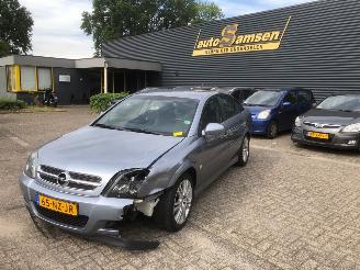 skadebil auto Opel Vectra -C-CC 2004/3