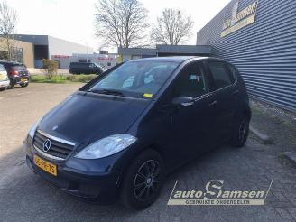 Vrakbiler auto Mercedes A-klasse A (W169), Hatchback, 2004 / 2012 1.5 A-150 5-Drs. 2004/10