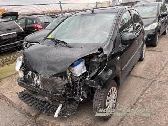 Vrakbiler auto Citroën C1 C1, Hatchback, 2005 / 2014 1.0 12V 2013/3