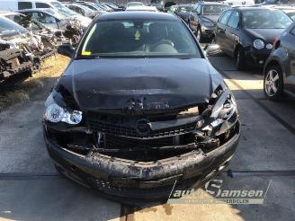 Opel Astra Astra H GTC (L08), Hatchback 3-drs, 2005 / 2011 1.4 16V Twinport picture 2