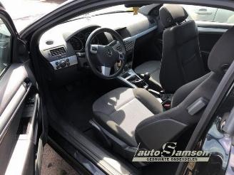 Opel Astra Astra H GTC (L08), Hatchback 3-drs, 2005 / 2011 1.4 16V Twinport picture 11