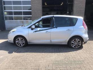 Renault Scenic Scenic III (JZ), MPV, 2009 / 2016 1.6 16V picture 4