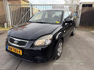 Démontage voiture Kia Rio Rio II (DE), Hatchback, 2005 / 2011 1.4 16V 2011/11