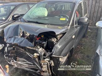 Vrakbiler auto Fiat Panda Panda (312), Hatchback, 2012 0.9 TwinAir 65 2013/4