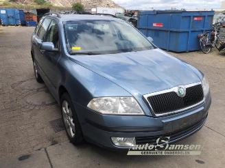 Démontage voiture Skoda Octavia Octavia Combi (1Z5), Combi 5-drs, 2004 / 2013 1.6 FSI 16V 2009/1