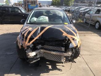 skadebil auto Opel Corsa-E  2018/1