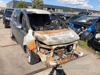 disassembly passenger cars Opel Meriva Meriva (B), MPV, 2010 / 2017 1.4 16V Ecotec 2010/8