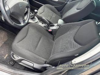 Peugeot 308 308 SW (4E/H), Combi 5-drs, 2007 / 2014 1.6 16V THP 155 picture 4