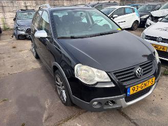 Vrakbiler auto Volkswagen CrossPolo  2008/8