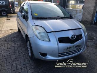Uttjänta bilar auto Toyota Yaris Yaris II (P9), Hatchback, 2005 / 2014 1.0 12V VVT-i 2006/10