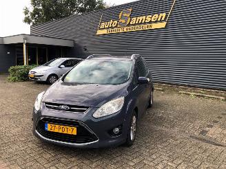 damaged passenger cars Ford Grand C-Max  2011/1