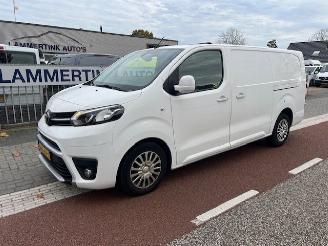 skadebil bedrijf Toyota Proace 2.0 D-4D 90kw LONG  AIRCO KLIMA NAVI EURO6 2019/6