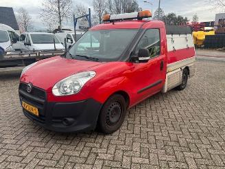 skadebil bedrijf Fiat Doblo 1.6 MJ 66KW KIPPER  AIRCO KLIMA AUT. 2015/3