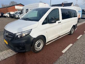 damaged passenger cars Mercedes Vito TOURER 116 CDI 120KW LANG AUTOM. PKW BRIEF 8P  KLIMA 2020/10