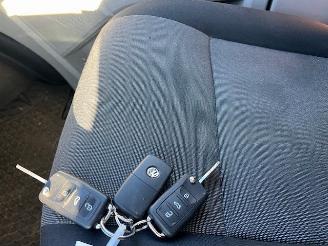 Volkswagen Transporter KOMBI 2.0 TDI 110KW PKW 8P AUTOMAAT KLIMA AIRCO EURO6 picture 14