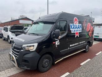 krockskadad bil bedrijf Renault Master 2.3 DCI 100KW L2H2  KOELING KUHLUNG KLIMA EURO6 2020/3