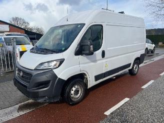 skadebil bedrijf Fiat Ducato 2.3 MJ 88KW L2H2  KLIMA CAMERA EURO6 MARGE CAR 2021/5
