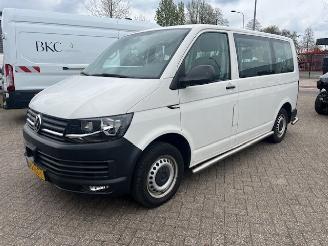 uszkodzony samochody osobowe Volkswagen Transporter 2.0 TDI 110KW PKW BRIEF 8P AIRCO KLIMA AUTOM. 2017/7