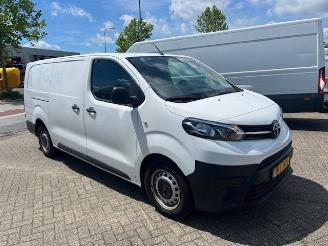 skadebil bedrijf Toyota Proace 2.0 D-4D 90kw WORKER LONG  AIRCO KLIMA EURO6 2020/4