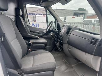 Volkswagen Crafter 2.0 TDI 100KW L4H2 MAXI LAADKLEP LBW KLIMA AIRCO picture 6