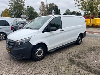 skadebil bedrijf Mercedes Vito 111 CDI 84KW L2H1 LANG AIRCO KLIMA EURO6 2018/11