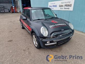 Salvage car Mini Mini  2003/4