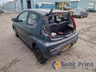 Peugeot 107 107, Hatchback, 2005 / 2014 1.0 12V picture 3