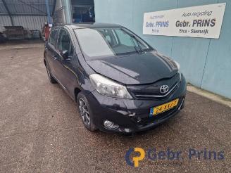 Coche siniestrado Toyota Yaris Yaris III (P13), Hatchback, 2010 / 2020 1.4 D-4D-F 2012/9