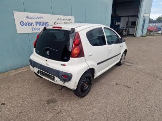 demontáž osobní automobily Peugeot 107 107, Hatchback, 2005 / 2014 1.0 12V 2013/5